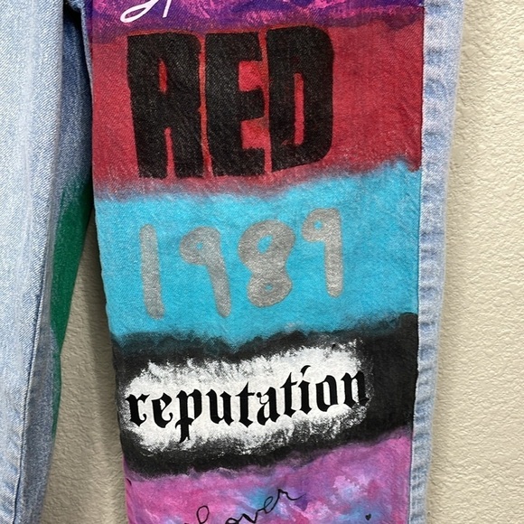 Universal Thread DIY Taylor Swift Eras Tour High Rise Wide Leg Jeans Sz 00 - Picture 5 of 15